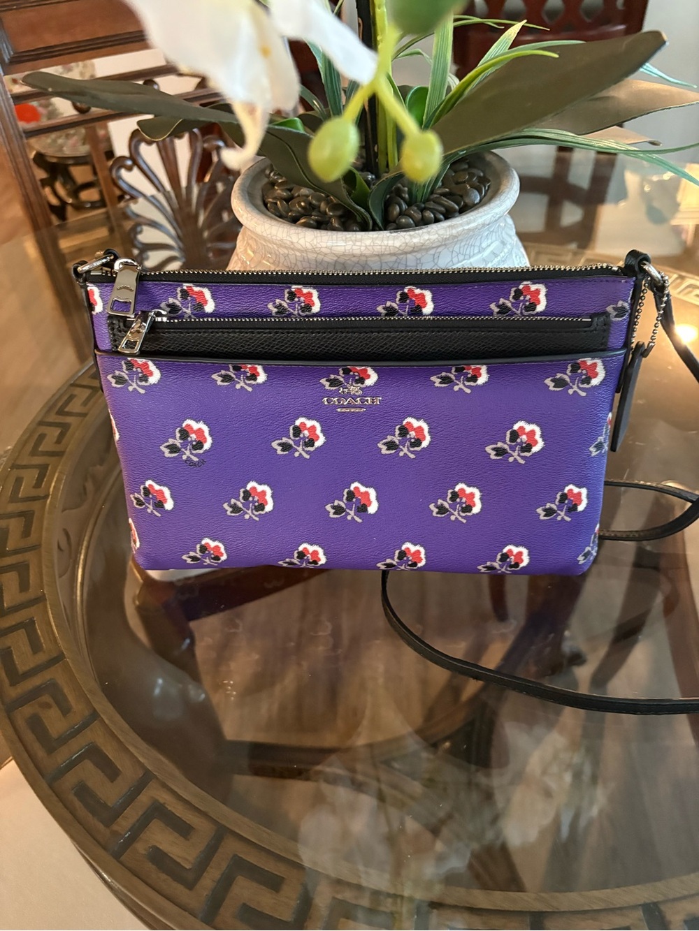 💜🖤COACH BRAMBLE ROSE PURPLE FLORAL TEXTURED COATED CANVAS CROSSBODY BAG!💜🖤F56837